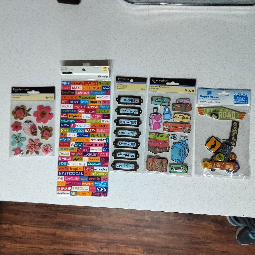 NWT‎ Lot Of 10 Packages Of Scrapbook Embellishments - Picture 2 of 2